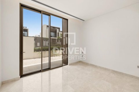 5 bedrooms Villa in Dubai Hills Estate, UAE No. 212587 12