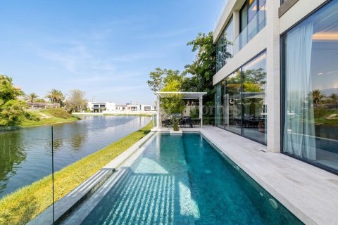 Villa de 5 dormitorios en Jumeirah Park, UAE No. 214128 8