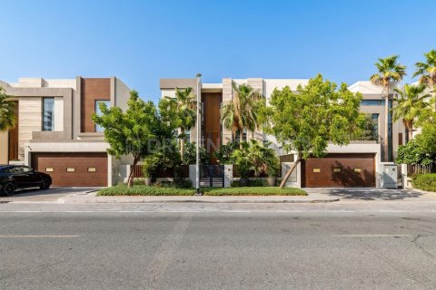 Villa de 5 dormitorios en Jumeirah Park, UAE No. 214128 7