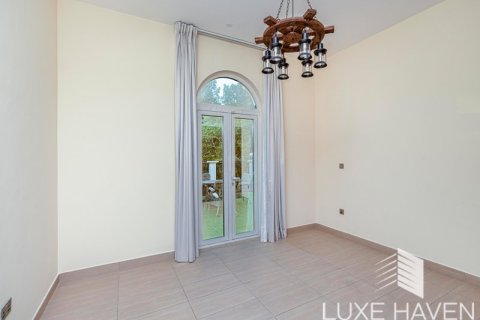 4 غرف نوم فيلا في Legacy Nova Villas, الإمارات العربية المتحدة رقم 13051 15