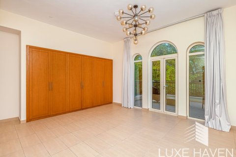 4 غرف نوم فيلا في Legacy Nova Villas, الإمارات العربية المتحدة رقم 13051 24