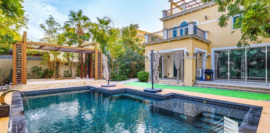 4 غرف نوم فيلا في Legacy Nova Villas, الإمارات العربية المتحدة رقم 13051