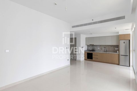 Квартира с 1 спальней в EMAAR Beachfront, ОАЭ №202894 4