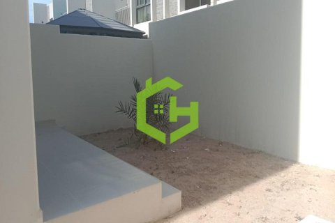 Townhouse de 3 dormitorios en Zinnia, UAE No. 92012 8