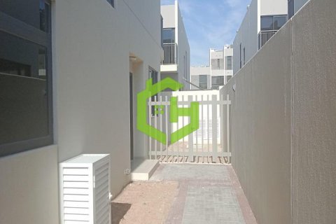 Townhouse de 3 dormitorios en Zinnia, UAE No. 92012 5