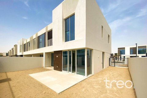 Townhouse de 4 chambres à Nara, UAE No. 200805 14