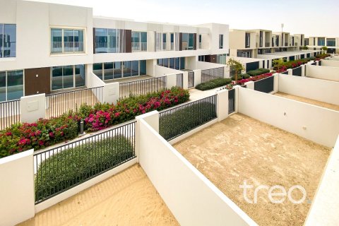 Townhouse de 4 chambres à Nara, UAE No. 200805 3