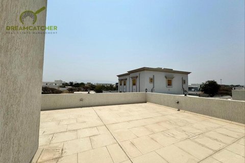 Вилла с 6 спальнями в Seih Al Uraibi, ОАЭ №34207 21
