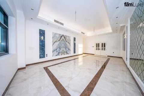 6 bedrooms Villa in Dubai, UAE No. 151907 13