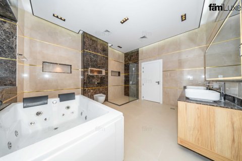 6 bedrooms Villa in Dubai, UAE No. 151907 6