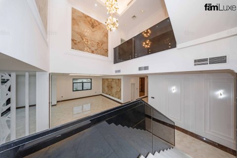 6 bedrooms Villa in Dubai, UAE No. 151907 20