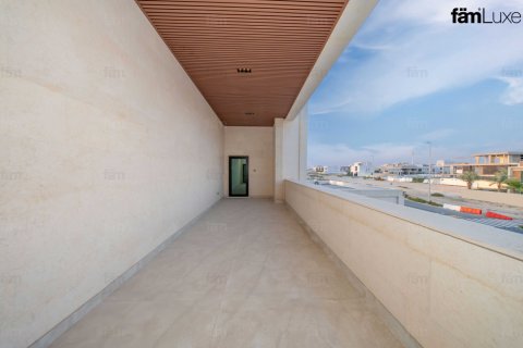 6 bedrooms Villa in Dubai, UAE No. 151907 5