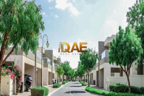 Villa de 5 chambres à Dubai Silicon Oasis, UAE No. 18316 4