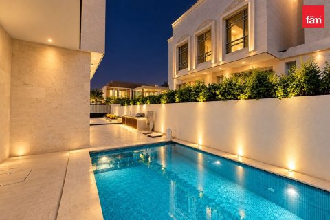 6 bedrooms Villa in Dubai, UAE No. 213488 18