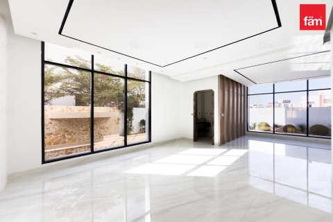 6 bedrooms Villa in Dubai, UAE No. 213488 5