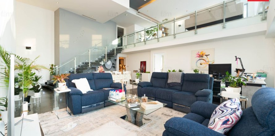 1 bedroom Apartment in Business Bay, UAE No. 219329