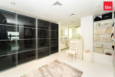 1 bedroom Apartment in Business Bay, UAE No. 219329 17