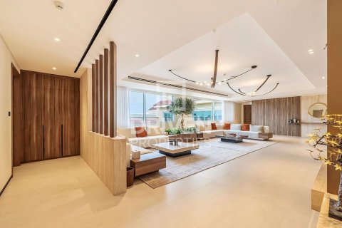 3 bedrooms Penthouse in Jumeirah, UAE No. 212533 5