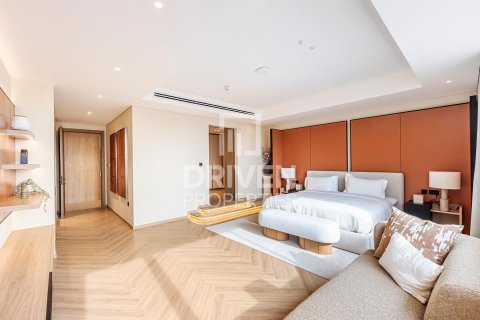 3 bedrooms Penthouse in Jumeirah, UAE No. 212533 11