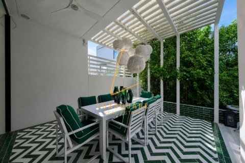 Villa de 5 dormitorios en Al Barari, UAE No. 216681 3