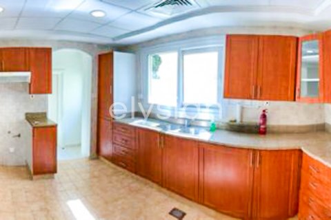 Villa de 4 dormitorios en Meadows 8, UAE No. 64979 18