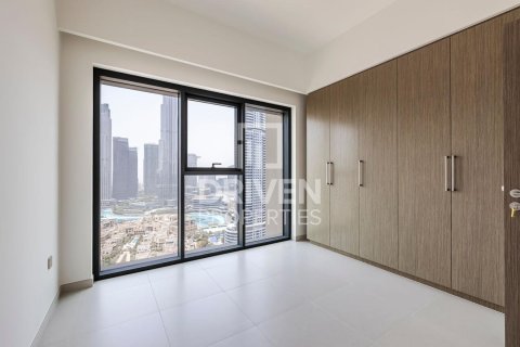 2 bedrooms Apartment in Burj Royale, UAE No. 212325 9