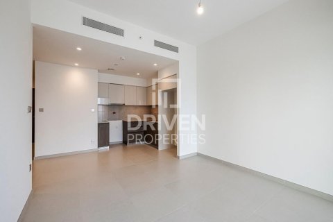 2 bedrooms Apartment in Burj Royale, UAE No. 212325 6