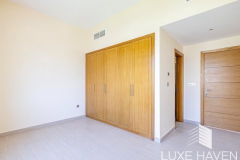 Villa de 4 dormitorios en Legacy Nova Villas, UAE No. 11226 19
