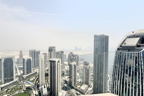 Appartement de 2 chambres à Address Harbour Point, UAE No. 187247