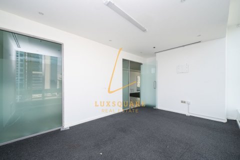 112m² Office in Sheikh Zayed Road, UAE No. 219349 5