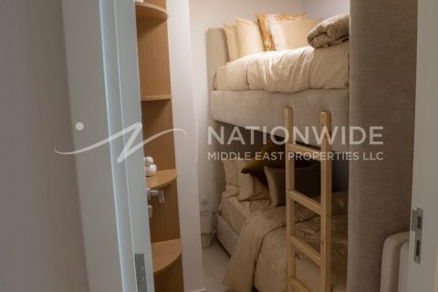 3 bedrooms Apartment in Dubai, UAE No. 144062 8
