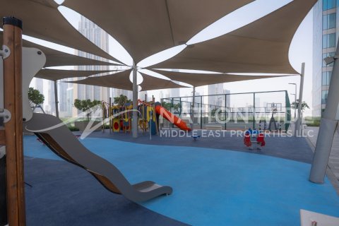 3 bedrooms Apartment in Dubai, UAE No. 144062 19