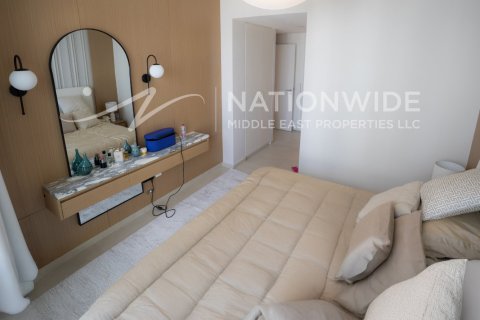 3 bedrooms Apartment in Dubai, UAE No. 144062 3