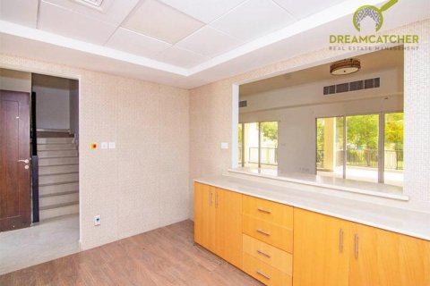 4 bedrooms Townhouse in Al Hamra Village, UAE No. 20254 10