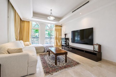 4 bedrooms Villa in The Villa, UAE No. 211553 6