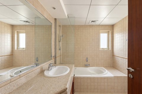 Villa de 4 dormitorios en Jumeirah Islands, UAE No. 221700 26
