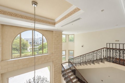 Villa de 4 dormitorios en Jumeirah Islands, UAE No. 221700 27