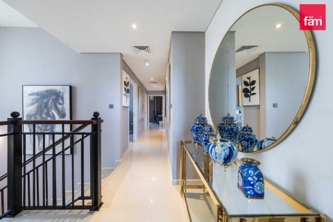 Villa de 6 dormitorios en Dubai, UAE No. 161731 22