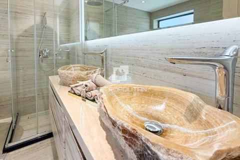 Apartment de 3 dormitorios en Rimal, UAE No. 129877 15
