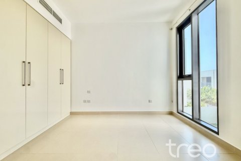 Villa de 4 chambres à Maple 3, UAE No. 220824 28