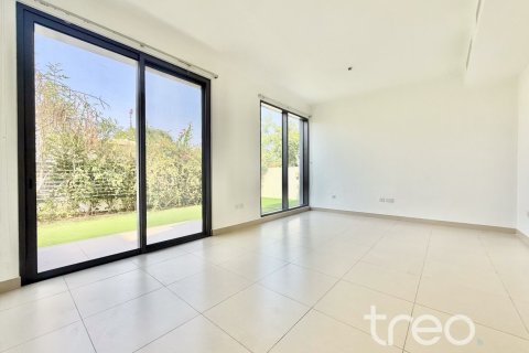 Villa de 4 chambres à Maple 3, UAE No. 220824 10