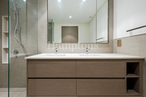 Appartement de 3 chambres à Grandeur Residences, UAE No. 151194 5