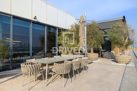 Appartement de 4 chambres à The Crescent, UAE No. 211297 31