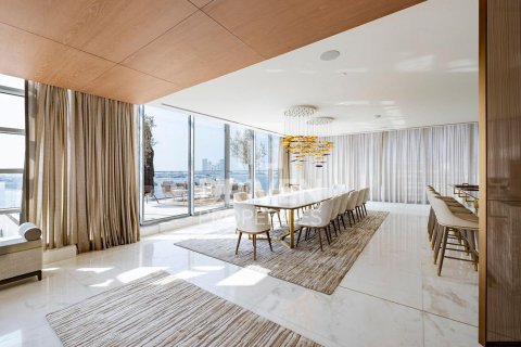 Appartement de 4 chambres à The Crescent, UAE No. 211297 3
