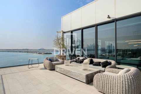 Appartement de 4 chambres à The Crescent, UAE No. 211297