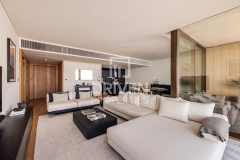 1 bedroom Apartment in Jumeirah Bay Island, UAE No. 218569