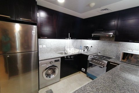 Apartment de 2 dormitorios en Corniche Road, UAE No. 37495 6