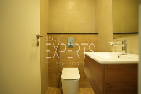 Apartment de 2 dormitorios en Masdar City, UAE No. 224205 20