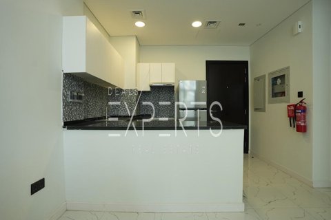 Apartment de 2 dormitorios en Masdar City, UAE No. 224205 8