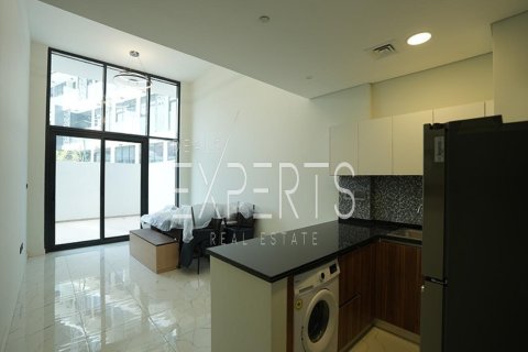 Apartment de 2 dormitorios en Masdar City, UAE No. 224205 4
